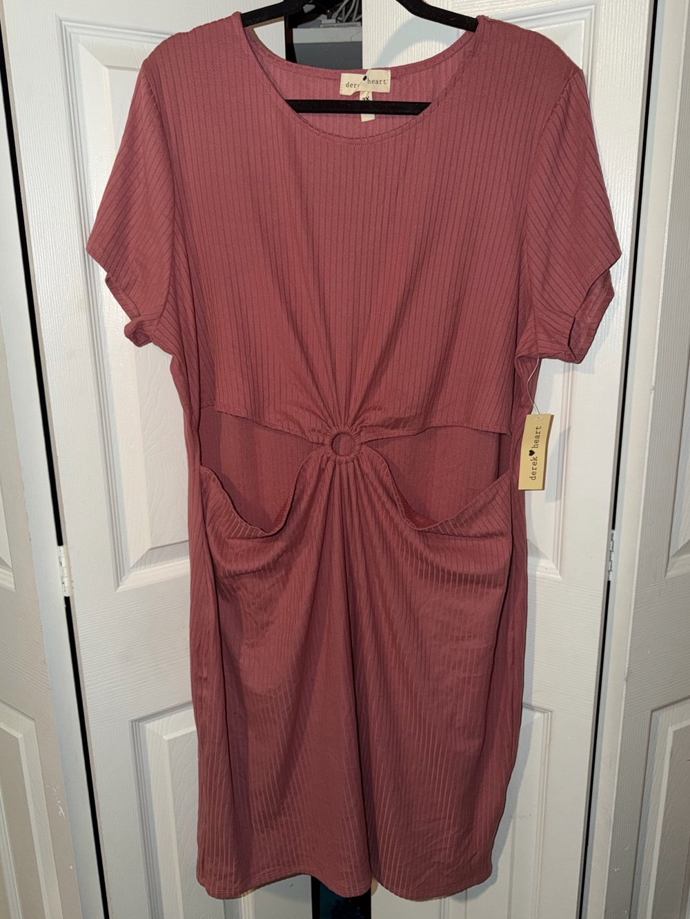Derek Heart Dusty Rose Ribbed Ring Cutout Dress
